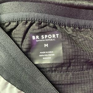 Grey Banana Republic sport shorts, 7.5 inseam, mint condition!